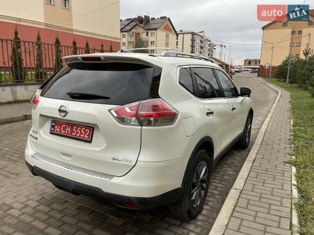 Білий Ніссан Rogue, об'ємом двигуна 2.5 л та пробігом 155 тис. км за 14000 $, фото 16 на Automoto.ua