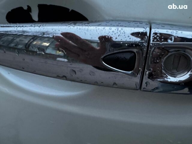 Білий Ніссан Rogue, об'ємом двигуна 2.5 л та пробігом 141 тис. км за 13990 $, фото 19 на Automoto.ua