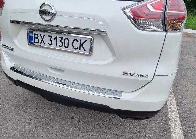 Белый Ниссан Rogue, объемом двигателя 2.5 л и пробегом 130 тыс. км за 12999 $, фото 18 на Automoto.ua