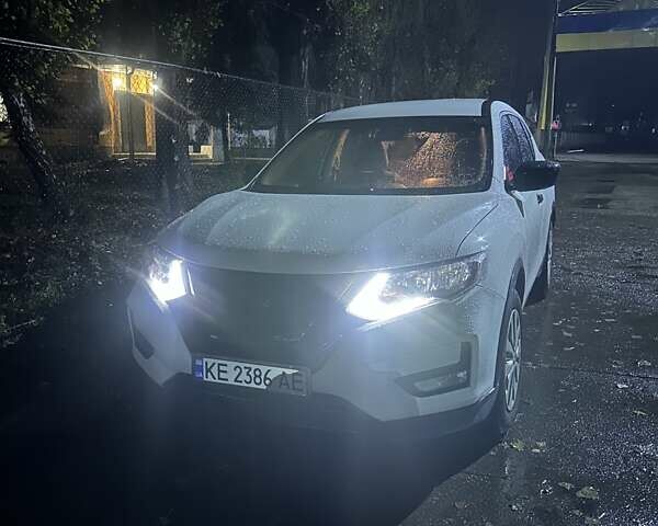 Белый Ниссан Rogue, объемом двигателя 2.49 л и пробегом 186 тыс. км за 13999 $, фото 29 на Automoto.ua