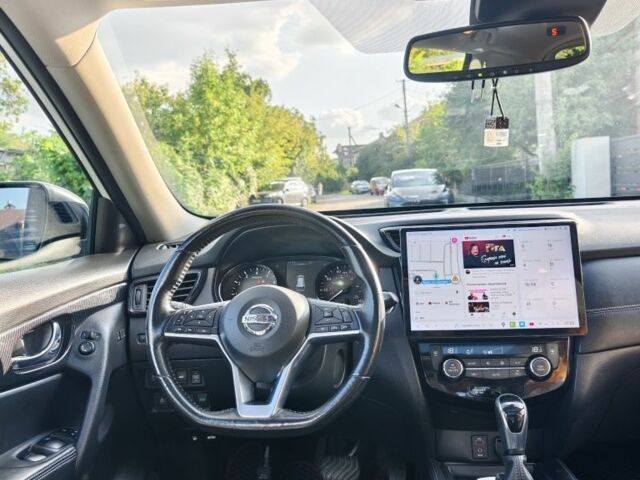 Белый Ниссан Rogue, объемом двигателя 2.5 л и пробегом 151 тыс. км за 15700 $, фото 6 на Automoto.ua