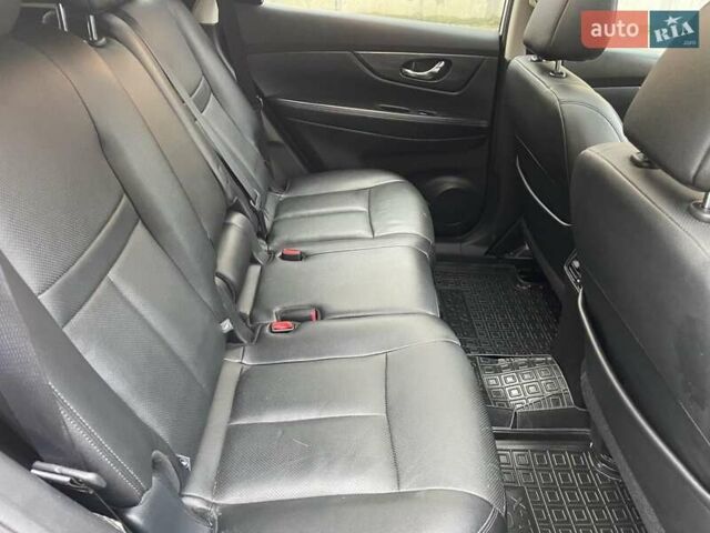 Білий Ніссан Rogue, об'ємом двигуна 2.5 л та пробігом 155 тис. км за 14000 $, фото 14 на Automoto.ua