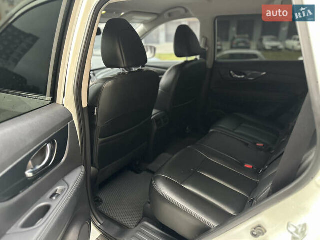 Белый Ниссан Rogue, объемом двигателя 2.49 л и пробегом 172 тыс. км за 14499 $, фото 27 на Automoto.ua