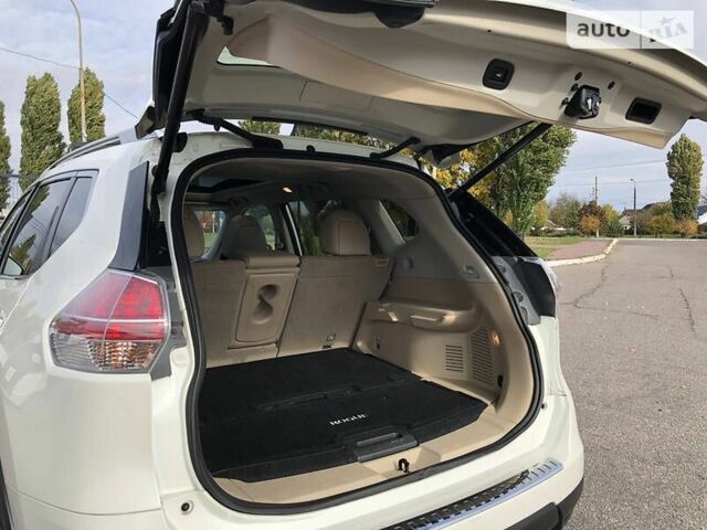 Білий Ніссан Rogue, об'ємом двигуна 2.5 л та пробігом 117 тис. км за 14300 $, фото 4 на Automoto.ua