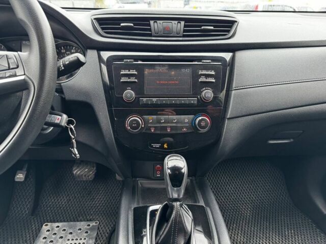 Белый Ниссан Rogue, объемом двигателя 2.5 л и пробегом 166 тыс. км за 12700 $, фото 8 на Automoto.ua