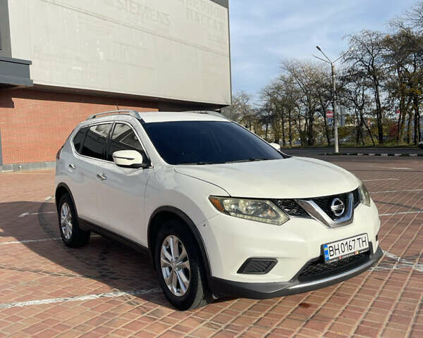 Белый Ниссан Rogue, объемом двигателя 2.49 л и пробегом 220 тыс. км за 11800 $, фото 2 на Automoto.ua