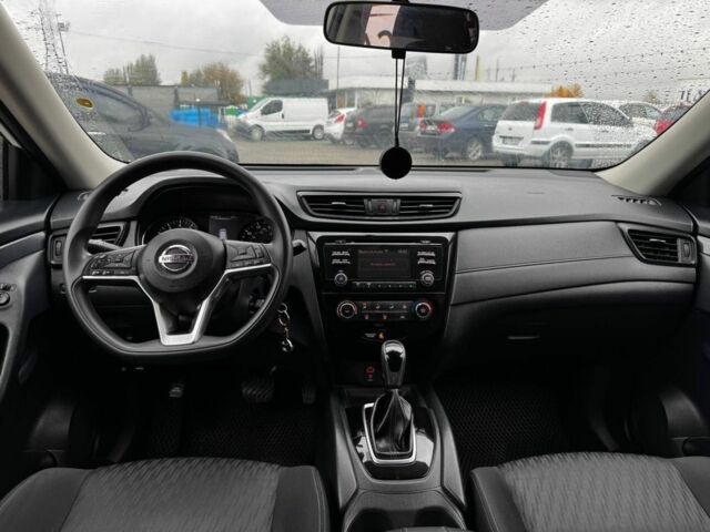 Белый Ниссан Rogue, объемом двигателя 2.5 л и пробегом 166 тыс. км за 12700 $, фото 11 на Automoto.ua