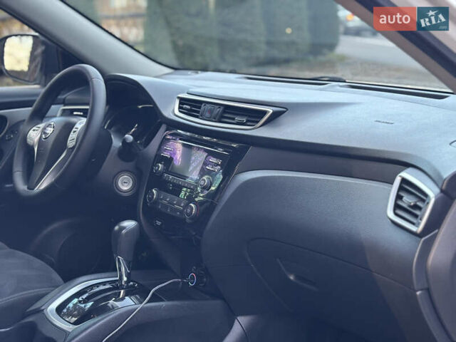 Білий Ніссан Rogue, об'ємом двигуна 2.5 л та пробігом 220 тис. км за 12000 $, фото 37 на Automoto.ua