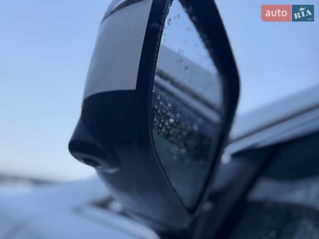 Белый Ниссан Rogue, объемом двигателя 2.5 л и пробегом 220 тыс. км за 12800 $, фото 2 на Automoto.ua