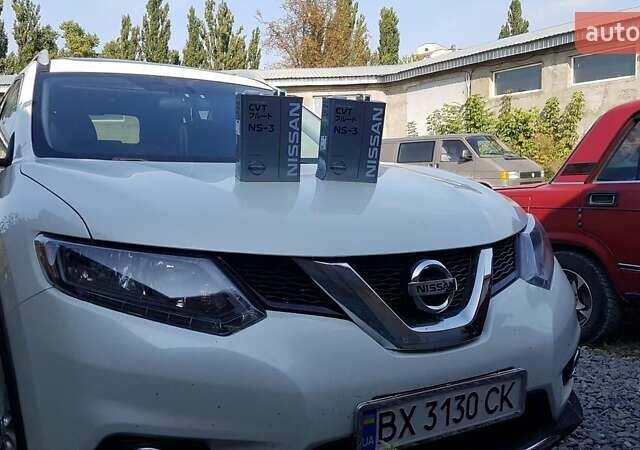 Белый Ниссан Rogue, объемом двигателя 2.49 л и пробегом 129 тыс. км за 13700 $, фото 37 на Automoto.ua