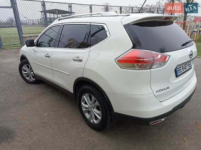 Білий Ніссан Rogue, об'ємом двигуна 2.49 л та пробігом 157 тис. км за 13800 $, фото 4 на Automoto.ua