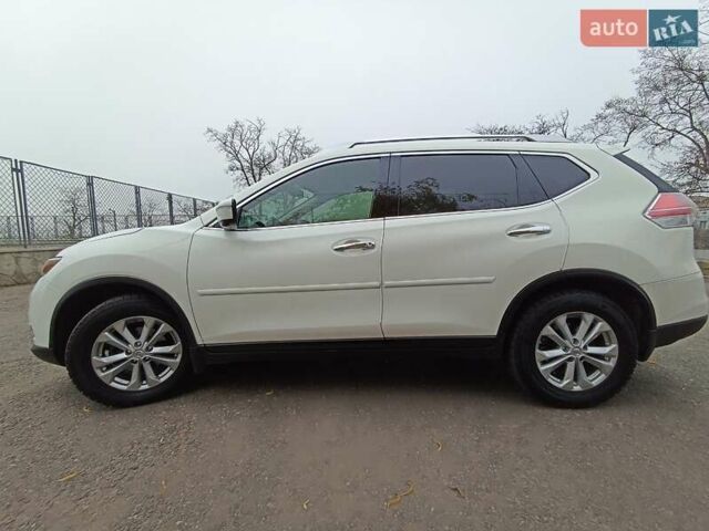 Білий Ніссан Rogue, об'ємом двигуна 2.49 л та пробігом 157 тис. км за 13800 $, фото 5 на Automoto.ua