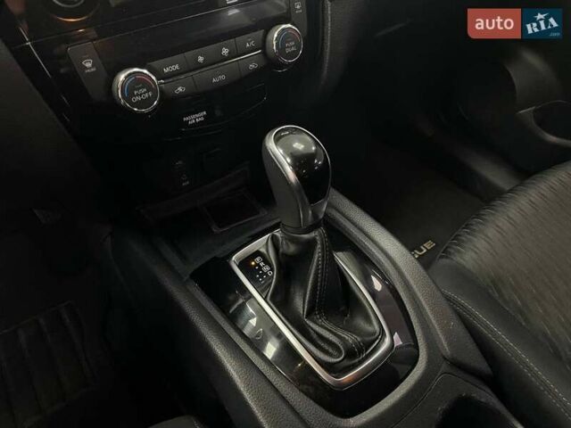 Белый Ниссан Rogue, объемом двигателя 2.49 л и пробегом 264 тыс. км за 13190 $, фото 36 на Automoto.ua