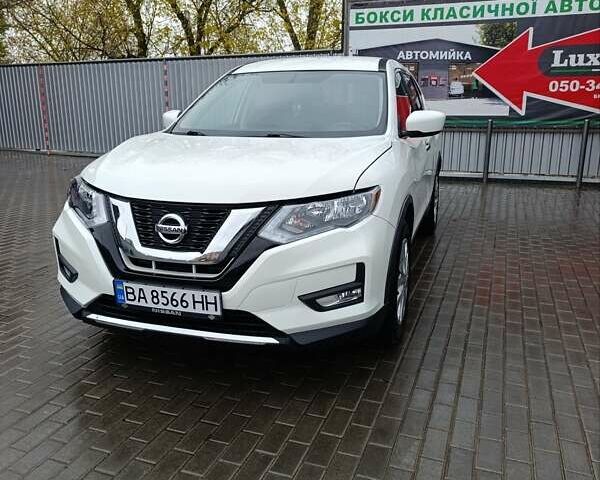 Белый Ниссан Rogue, объемом двигателя 2.49 л и пробегом 125 тыс. км за 15500 $, фото 14 на Automoto.ua
