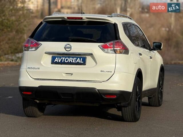 Белый Ниссан Rogue, объемом двигателя 2.5 л и пробегом 112 тыс. км за 15000 $, фото 20 на Automoto.ua