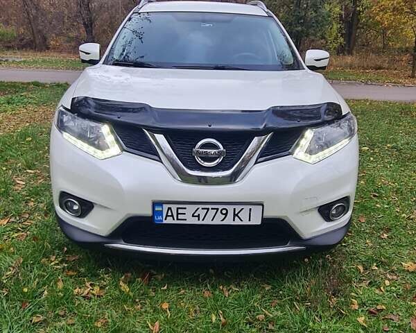 Белый Ниссан Rogue, объемом двигателя 2.49 л и пробегом 214 тыс. км за 13500 $, фото 22 на Automoto.ua