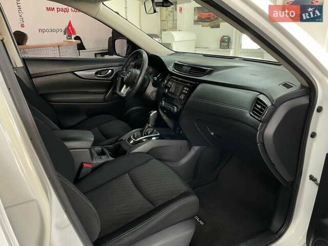 Белый Ниссан Rogue, объемом двигателя 2.49 л и пробегом 264 тыс. км за 13190 $, фото 38 на Automoto.ua