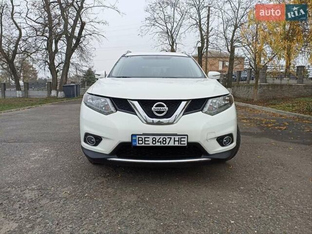 Білий Ніссан Rogue, об'ємом двигуна 2.49 л та пробігом 157 тис. км за 13800 $, фото 2 на Automoto.ua