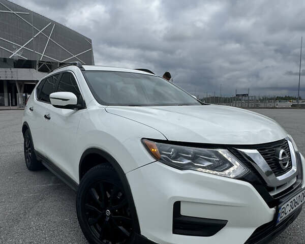 Белый Ниссан Rogue, объемом двигателя 2.5 л и пробегом 248 тыс. км за 14100 $, фото 11 на Automoto.ua