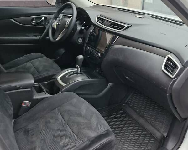 Білий Ніссан Rogue, об'ємом двигуна 2.49 л та пробігом 162 тис. км за 12850 $, фото 1 на Automoto.ua