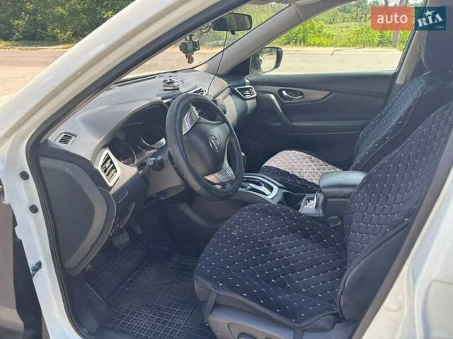 Белый Ниссан Rogue, объемом двигателя 2.49 л и пробегом 182 тыс. км за 13500 $, фото 20 на Automoto.ua
