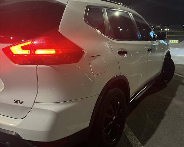 Белый Ниссан Rogue, объемом двигателя 2.5 л и пробегом 248 тыс. км за 14100 $, фото 29 на Automoto.ua