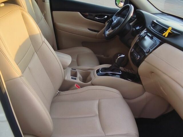 Білий Ніссан Rogue, об'ємом двигуна 2.5 л та пробігом 120 тис. км за 14000 $, фото 6 на Automoto.ua