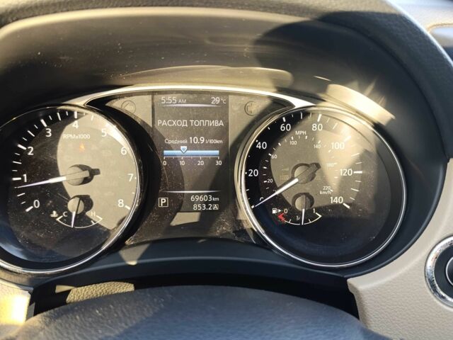 Белый Ниссан Rogue, объемом двигателя 2.5 л и пробегом 69 тыс. км за 16500 $, фото 5 на Automoto.ua