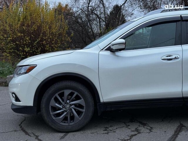 Білий Ніссан Rogue, об'ємом двигуна 2.5 л та пробігом 141 тис. км за 13990 $, фото 17 на Automoto.ua
