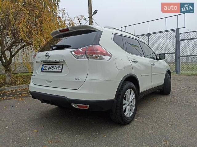 Білий Ніссан Rogue, об'ємом двигуна 2.49 л та пробігом 157 тис. км за 13800 $, фото 3 на Automoto.ua