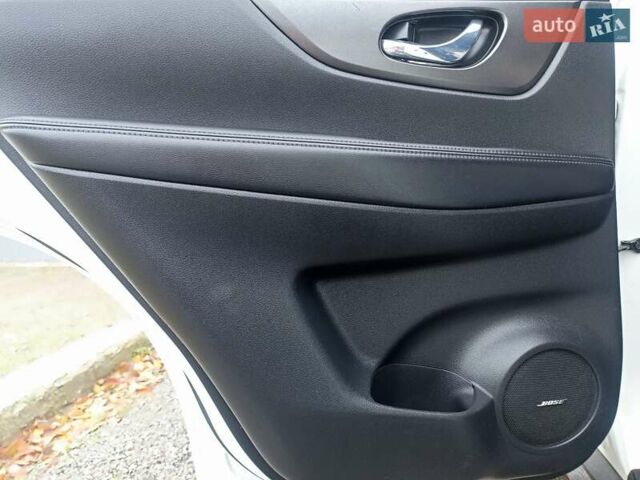 Білий Ніссан Rogue, об'ємом двигуна 2.49 л та пробігом 157 тис. км за 13800 $, фото 27 на Automoto.ua