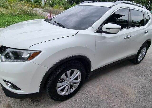 Белый Ниссан Rogue, объемом двигателя 2.5 л и пробегом 130 тыс. км за 12999 $, фото 9 на Automoto.ua