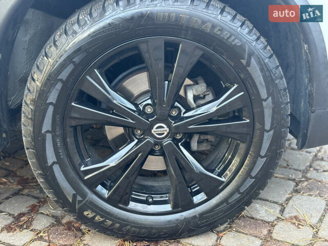 Білий Ніссан Rogue, об'ємом двигуна 2.5 л та пробігом 220 тис. км за 12000 $, фото 26 на Automoto.ua