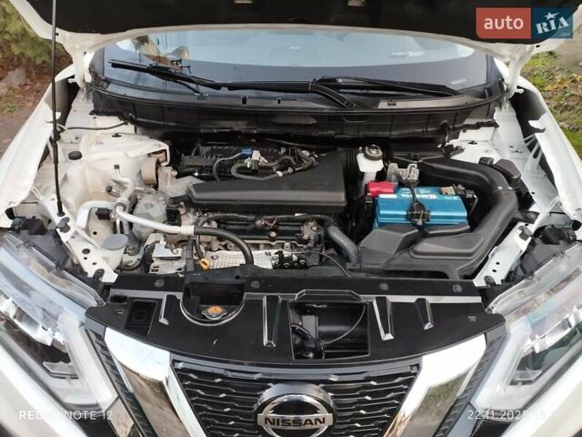 Белый Ниссан Rogue, объемом двигателя 2.49 л и пробегом 115 тыс. км за 14900 $, фото 6 на Automoto.ua