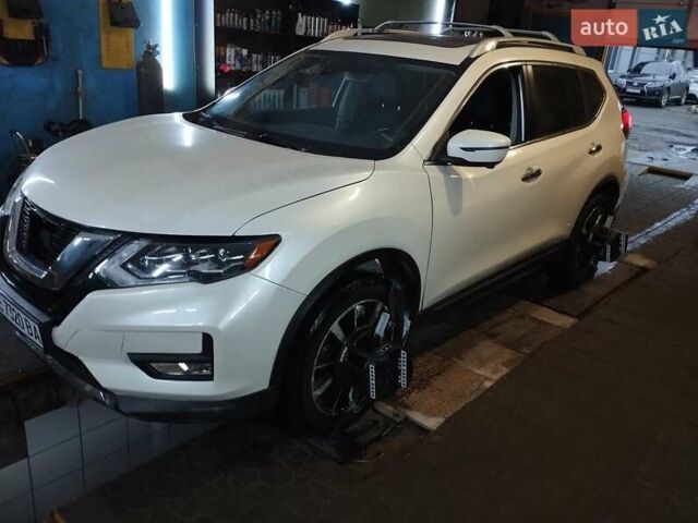 Белый Ниссан Rogue, объемом двигателя 2.49 л и пробегом 115 тыс. км за 14900 $, фото 20 на Automoto.ua