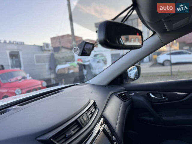 Белый Ниссан Rogue, объемом двигателя 2.5 л и пробегом 151 тыс. км за 14300 $, фото 34 на Automoto.ua