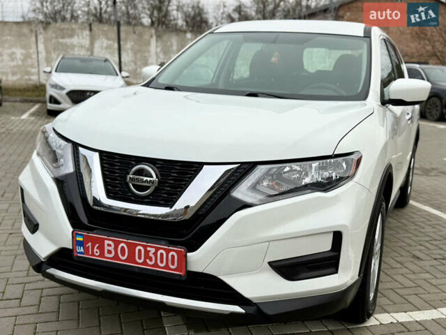 Білий Ніссан Rogue, об'ємом двигуна 2.5 л та пробігом 151 тис. км за 12950 $, фото 3 на Automoto.ua