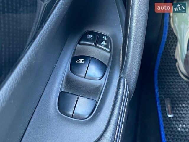 Белый Ниссан Rogue, объемом двигателя 2.49 л и пробегом 112 тыс. км за 14290 $, фото 20 на Automoto.ua