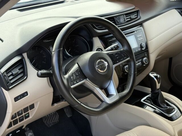 Белый Ниссан Rogue, объемом двигателя 2.5 л и пробегом 119 тыс. км за 12800 $, фото 15 на Automoto.ua