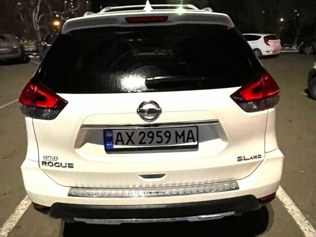 Білий Ніссан Rogue, об'ємом двигуна 2.5 л та пробігом 123 тис. км за 15000 $, фото 4 на Automoto.ua