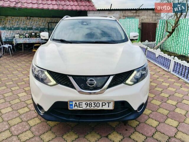 Білий Ніссан Rogue, об'ємом двигуна 2 л та пробігом 134 тис. км за 15300 $, фото 1 на Automoto.ua