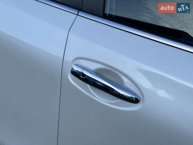 Белый Ниссан Rogue, объемом двигателя 2.5 л и пробегом 151 тыс. км за 14300 $, фото 19 на Automoto.ua