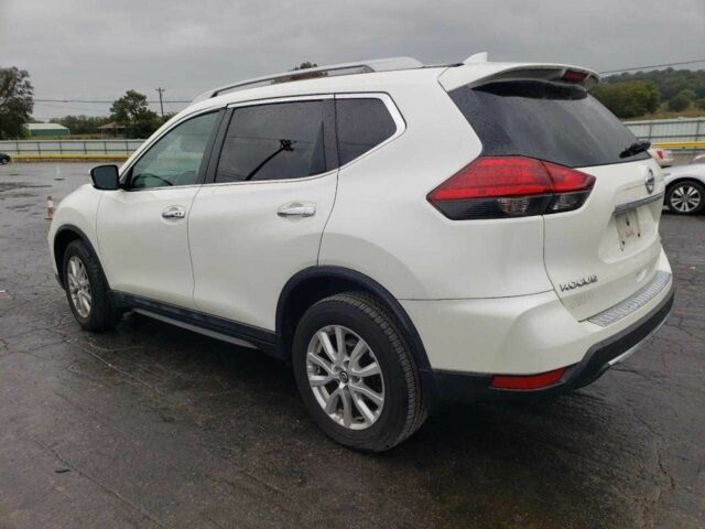 Белый Ниссан Rogue, объемом двигателя 2.5 л и пробегом 73 тыс. км за 2200 $, фото 1 на Automoto.ua