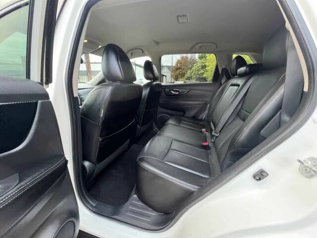 Белый Ниссан Rogue, объемом двигателя 2 л и пробегом 52 тыс. км за 7600 $, фото 11 на Automoto.ua