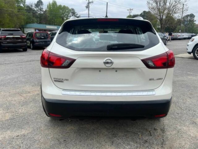 Белый Ниссан Rogue, объемом двигателя 2 л и пробегом 69 тыс. км за 6500 $, фото 3 на Automoto.ua