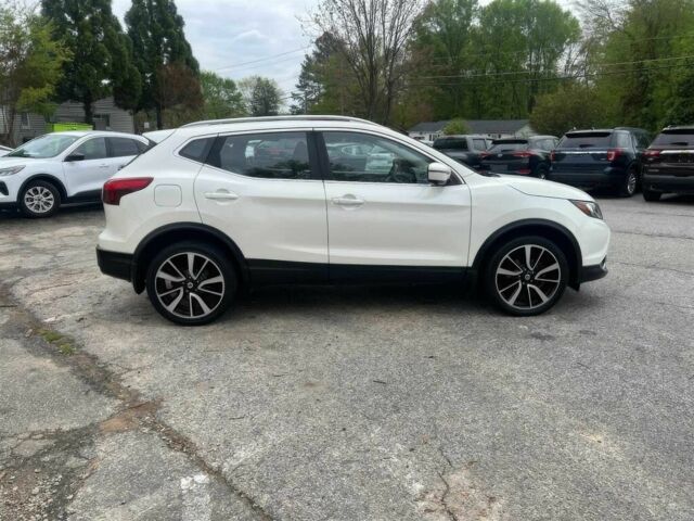 Белый Ниссан Rogue, объемом двигателя 2 л и пробегом 69 тыс. км за 6500 $, фото 5 на Automoto.ua