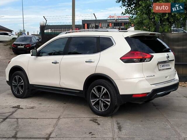 Белый Ниссан Rogue, объемом двигателя 2.49 л и пробегом 112 тыс. км за 14290 $, фото 4 на Automoto.ua