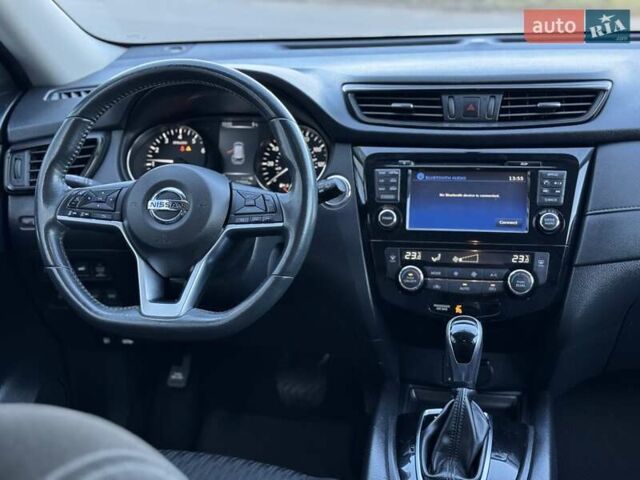Белый Ниссан Rogue, объемом двигателя 2.5 л и пробегом 81 тыс. км за 17500 $, фото 16 на Automoto.ua