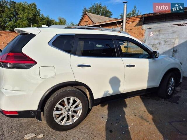Білий Ніссан Rogue, об'ємом двигуна 2.49 л та пробігом 91 тис. км за 14100 $, фото 4 на Automoto.ua
