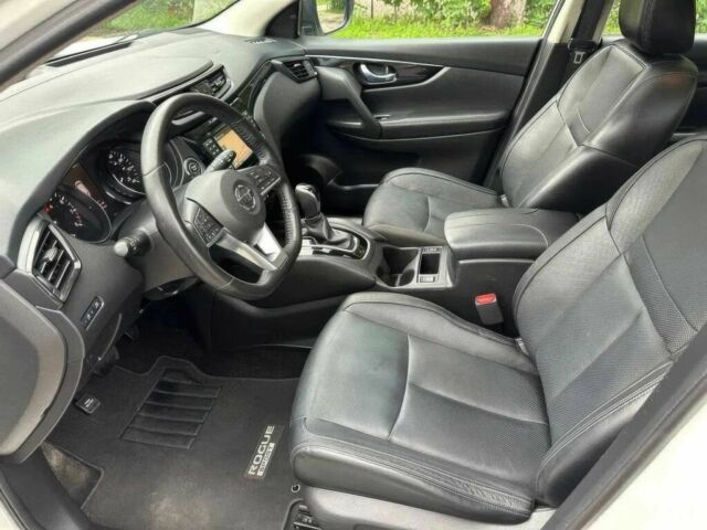 Белый Ниссан Rogue, объемом двигателя 2 л и пробегом 60 тыс. км за 3100 $, фото 8 на Automoto.ua